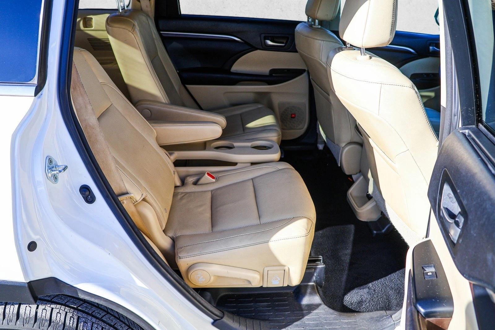 2016 TOYOTA HIGHLANDER - Image 25