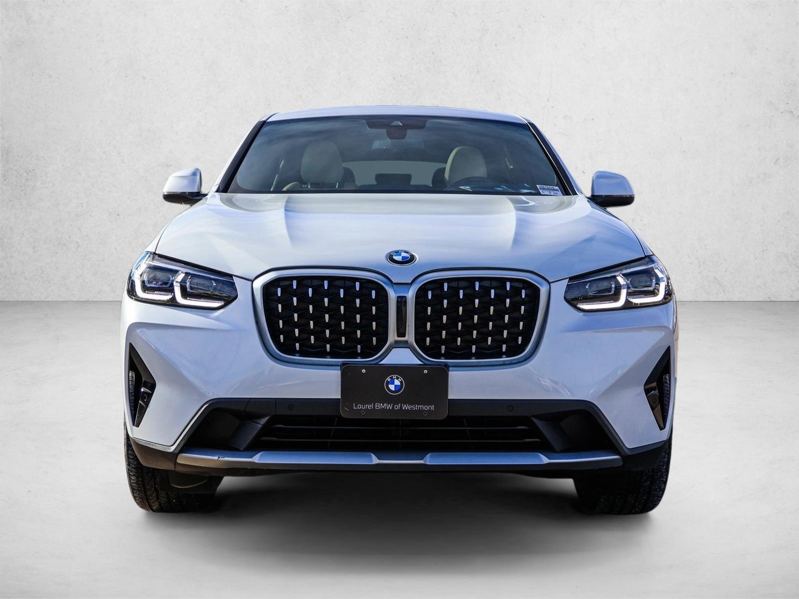 2025 BMW X4 - Image 2