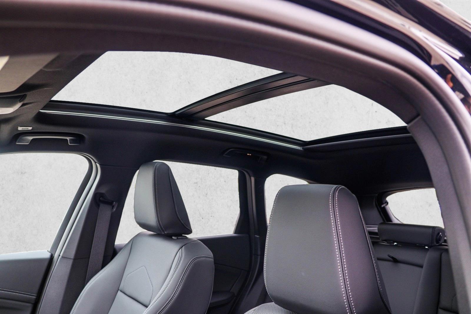 2025 BMW X1 - Image 11