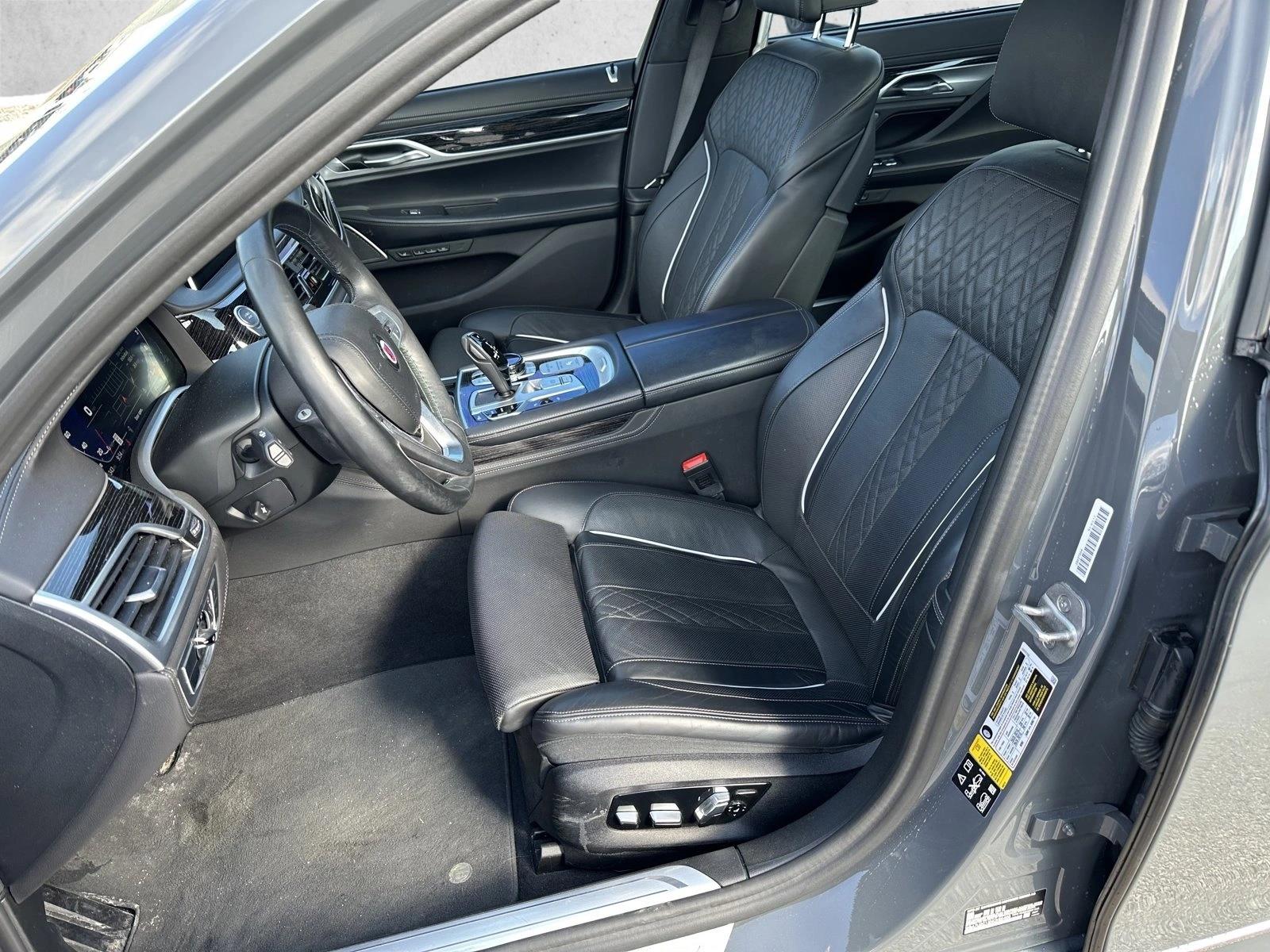 2022 BMW B7 - Image 11