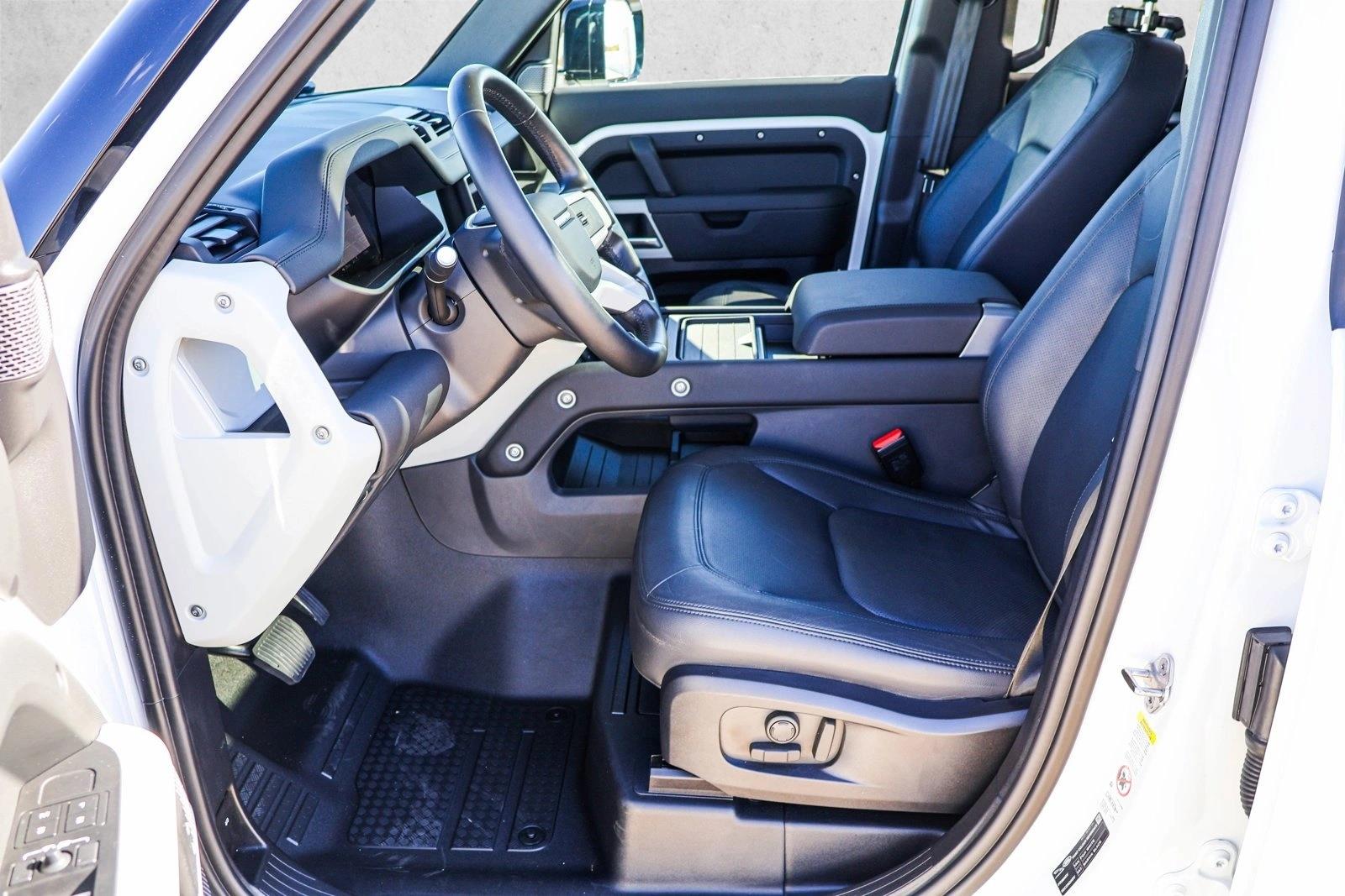 2024 LAND ROVER DEFENDER - Image 12