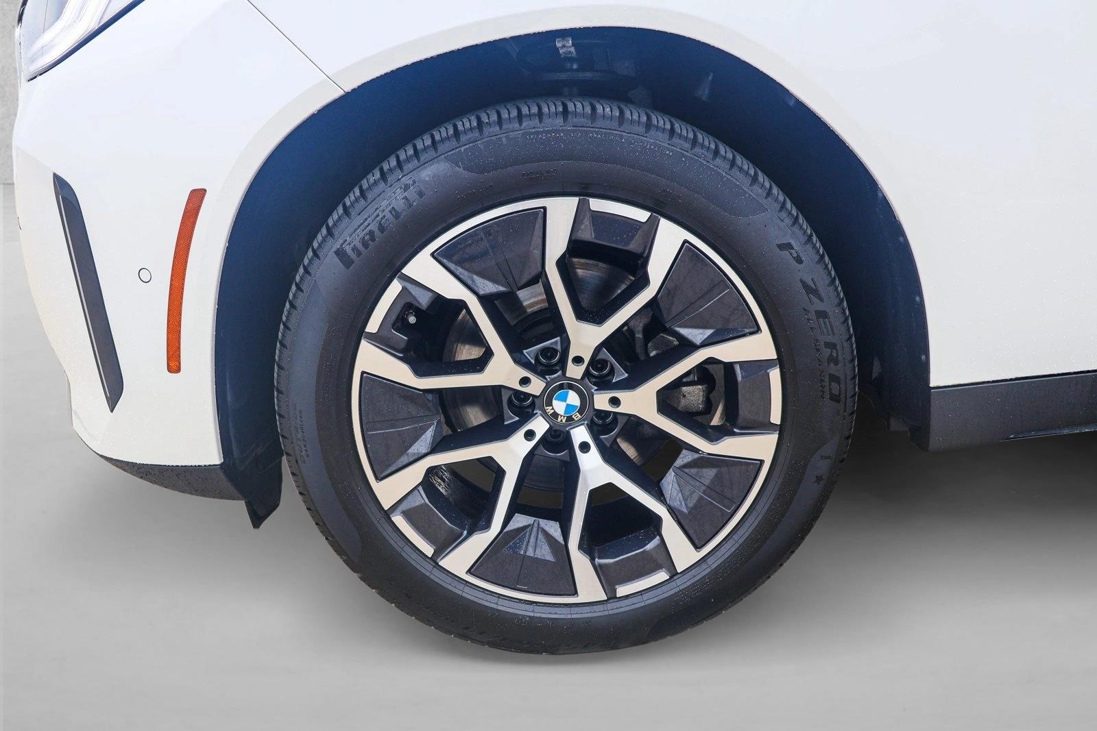 2026 BMW X3 30 - Photo 9