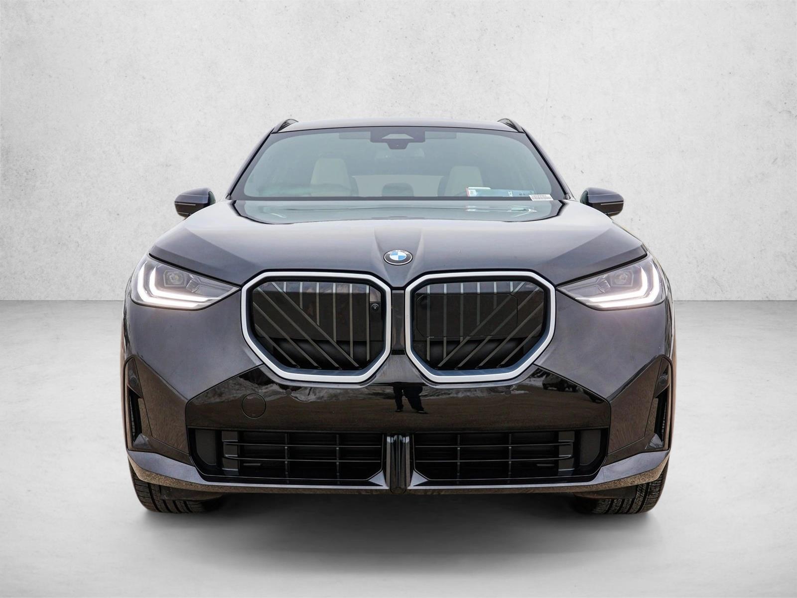 2025 BMW X3 - Image 2