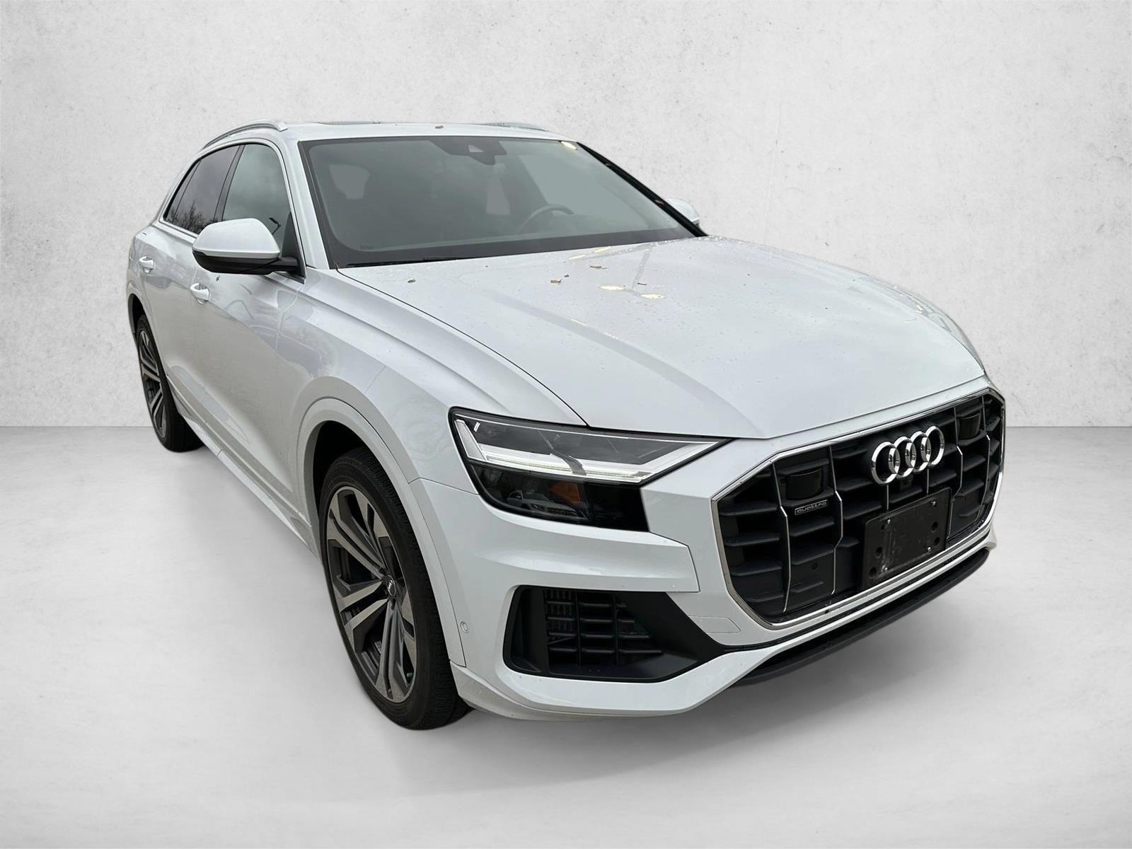 2020 Audi Q8 55 Premium photo 3