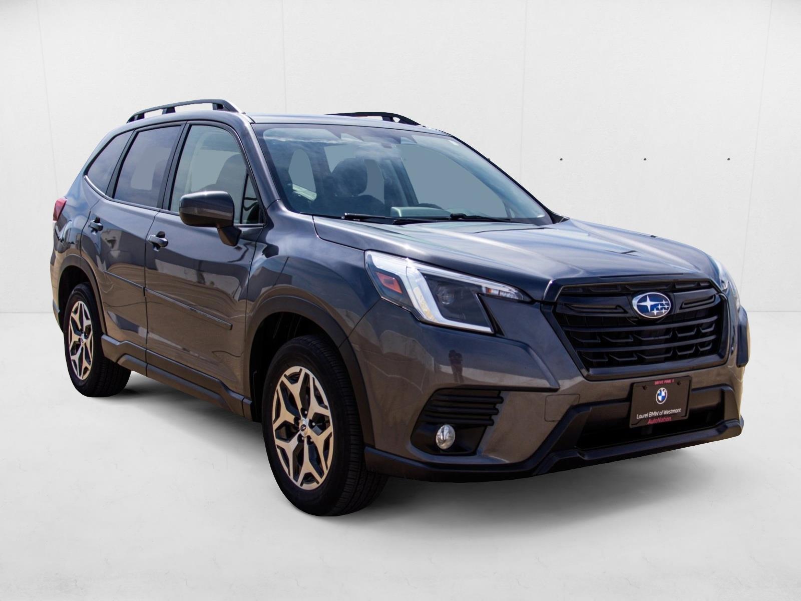 2022 Subaru Forester Premium photo 3