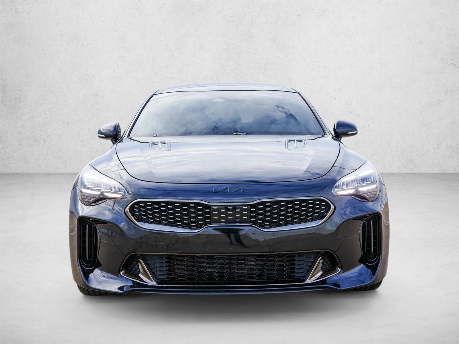 2023 Kia Stinger GT-Line photo 2