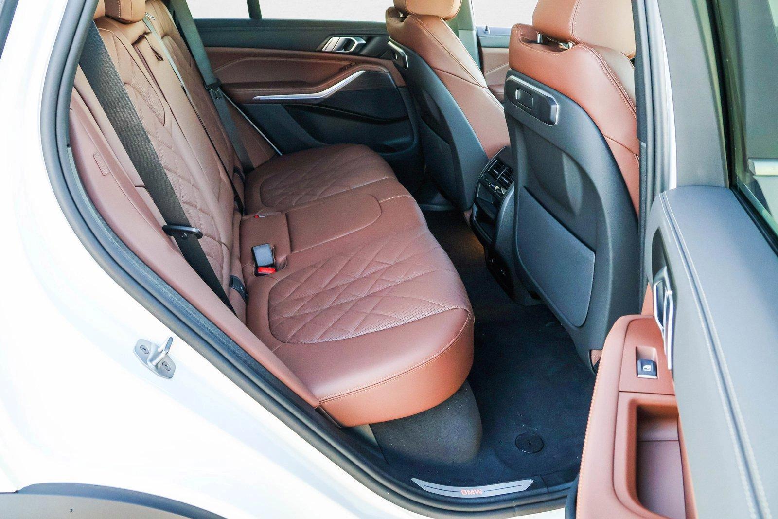 2025 BMW X5 - Image 23