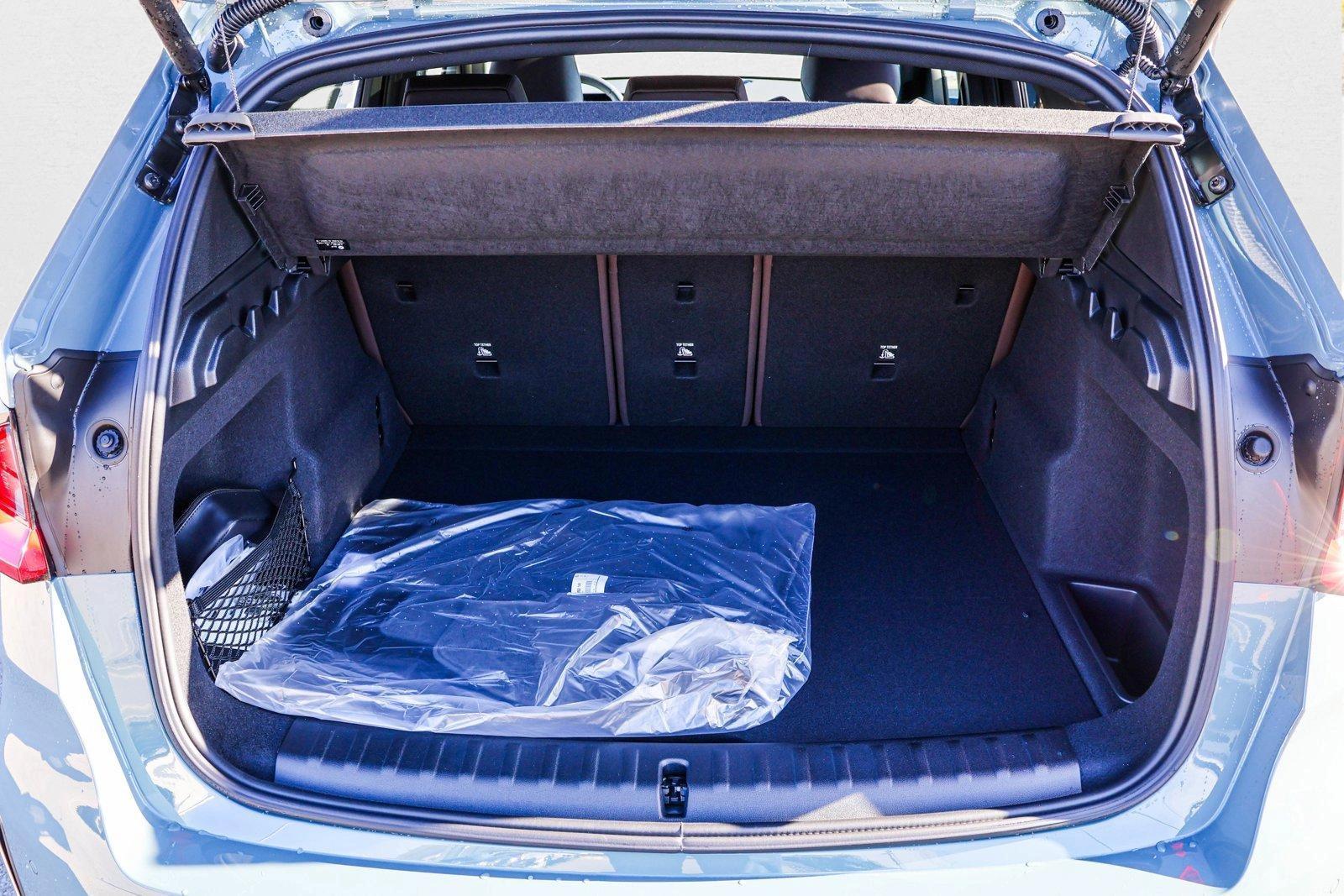 2025 BMW X1 - Image 22