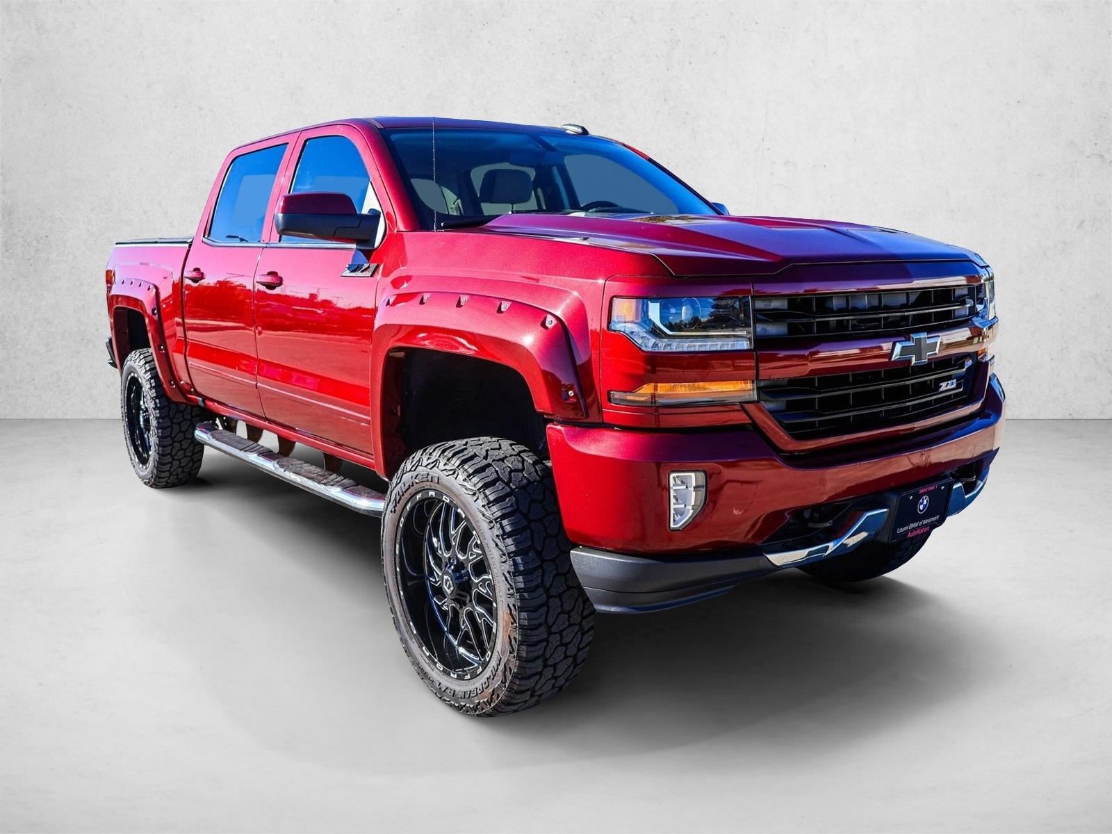 2016 Chevrolet Silverado 1500 LT photo 3