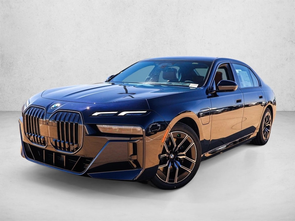 New 2026 BMW 750e xDrive Sedan