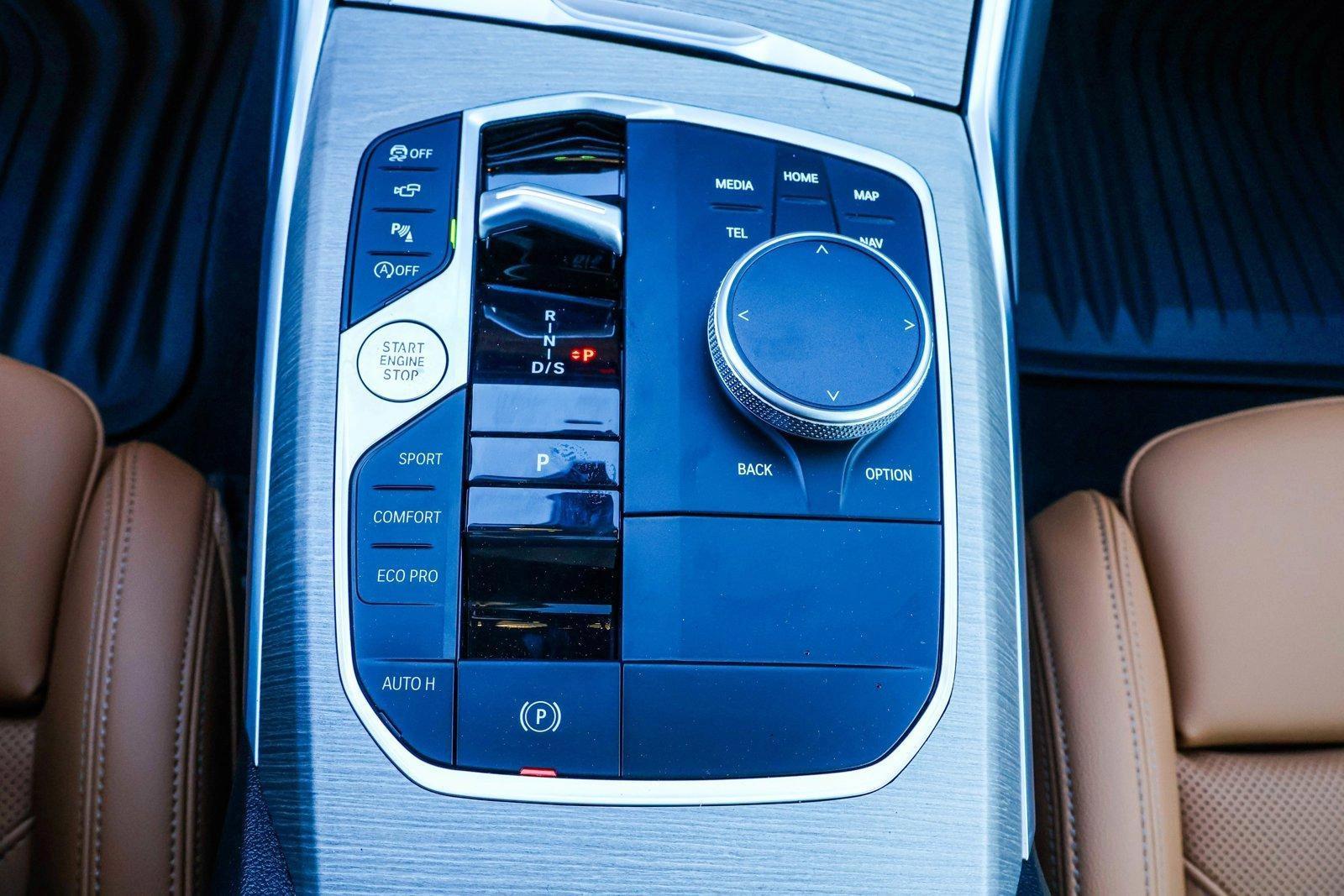 2025 BMW 330I - Image 20