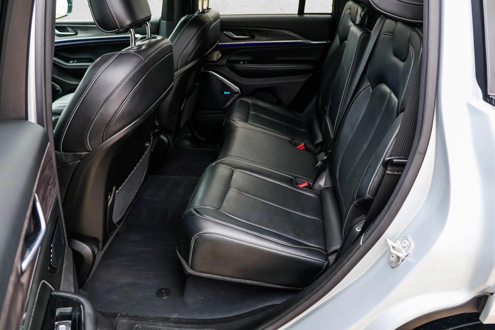 2022 JEEP GRAND CHEROKEE - Image 22