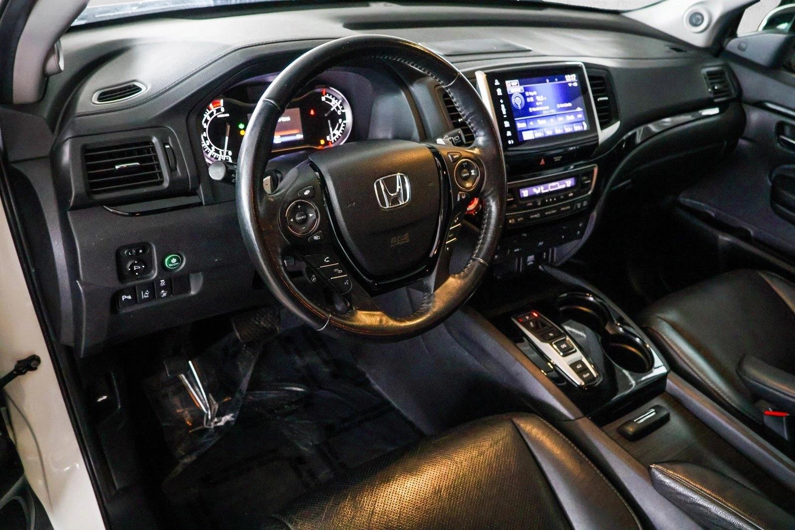 2017 HONDA PILOT - Image 10