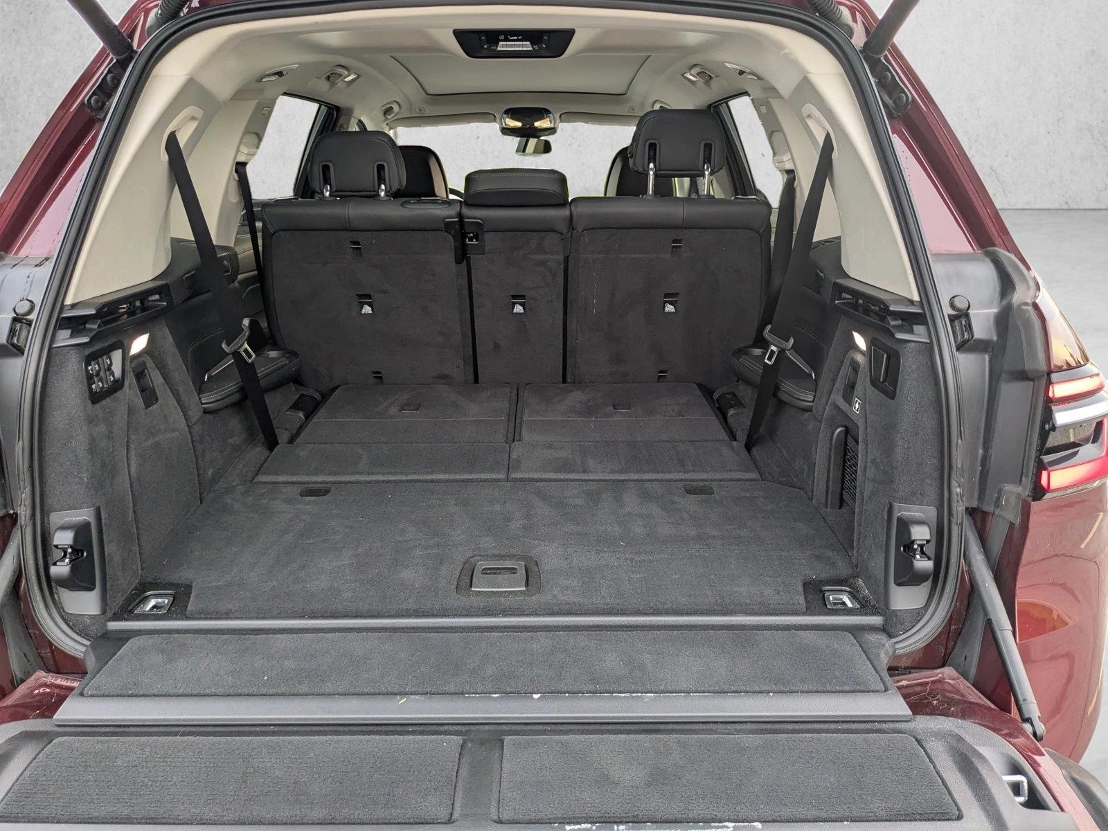 2024 BMW X7 - Image 17