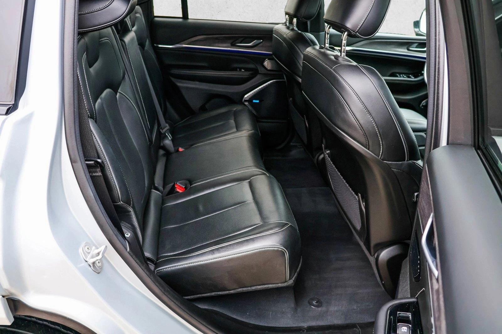 2022 JEEP GRAND CHEROKEE - Image 25