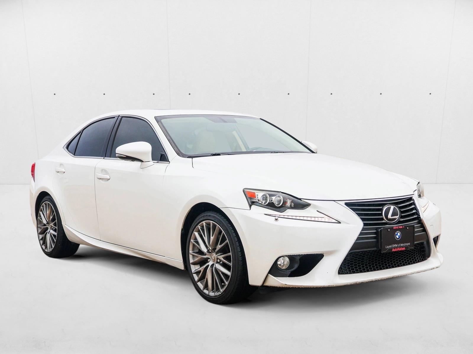 2014 Lexus IS 250 photo 3