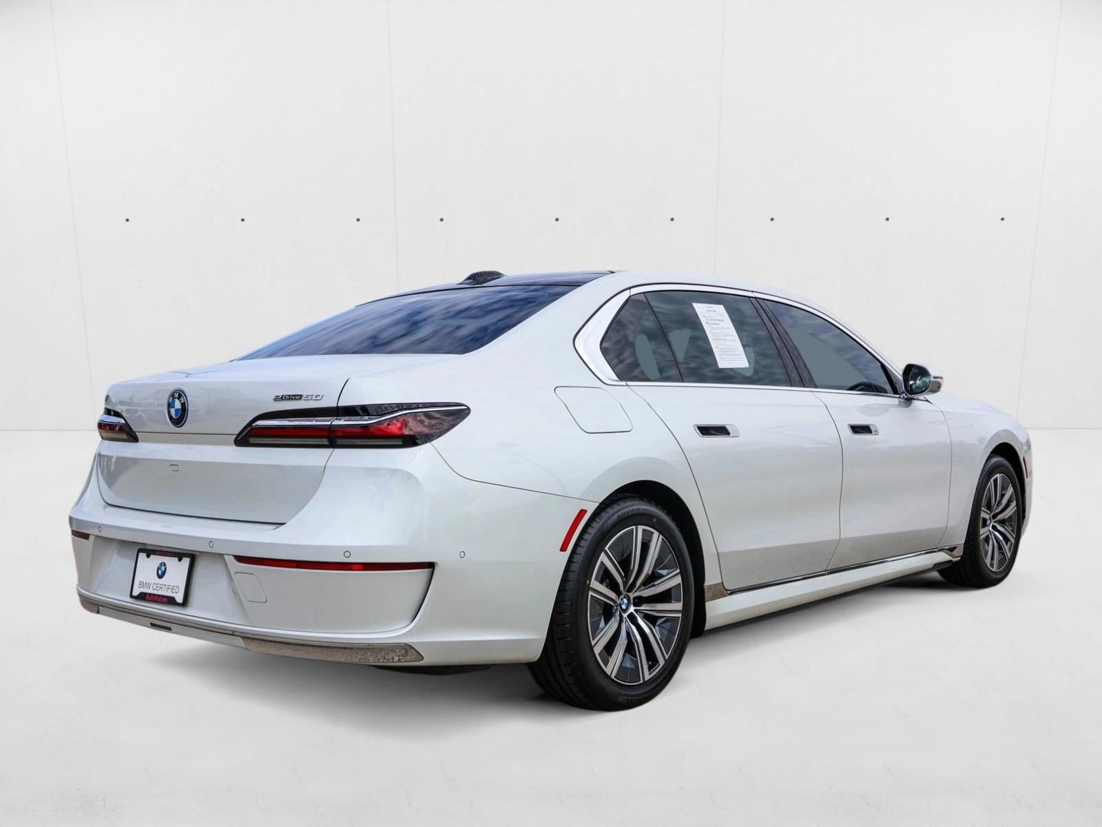 2024 BMW I7 - Image 5