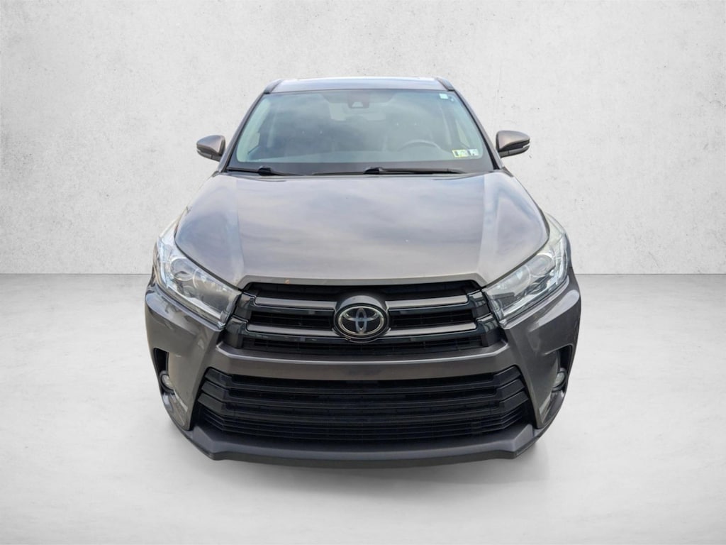 Used 2017 Toyota Highlander SUV
