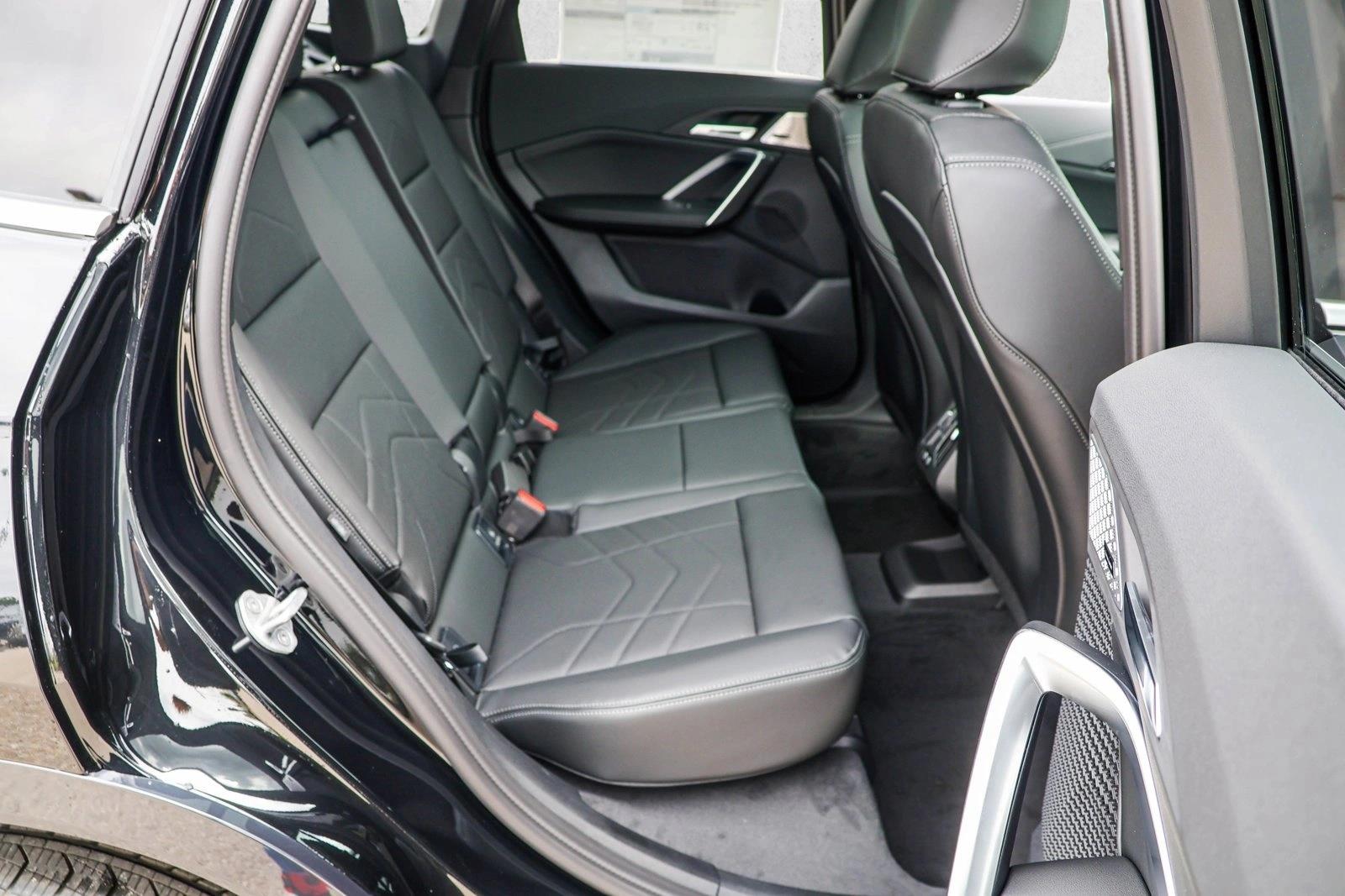 2025 BMW X1 - Image 23