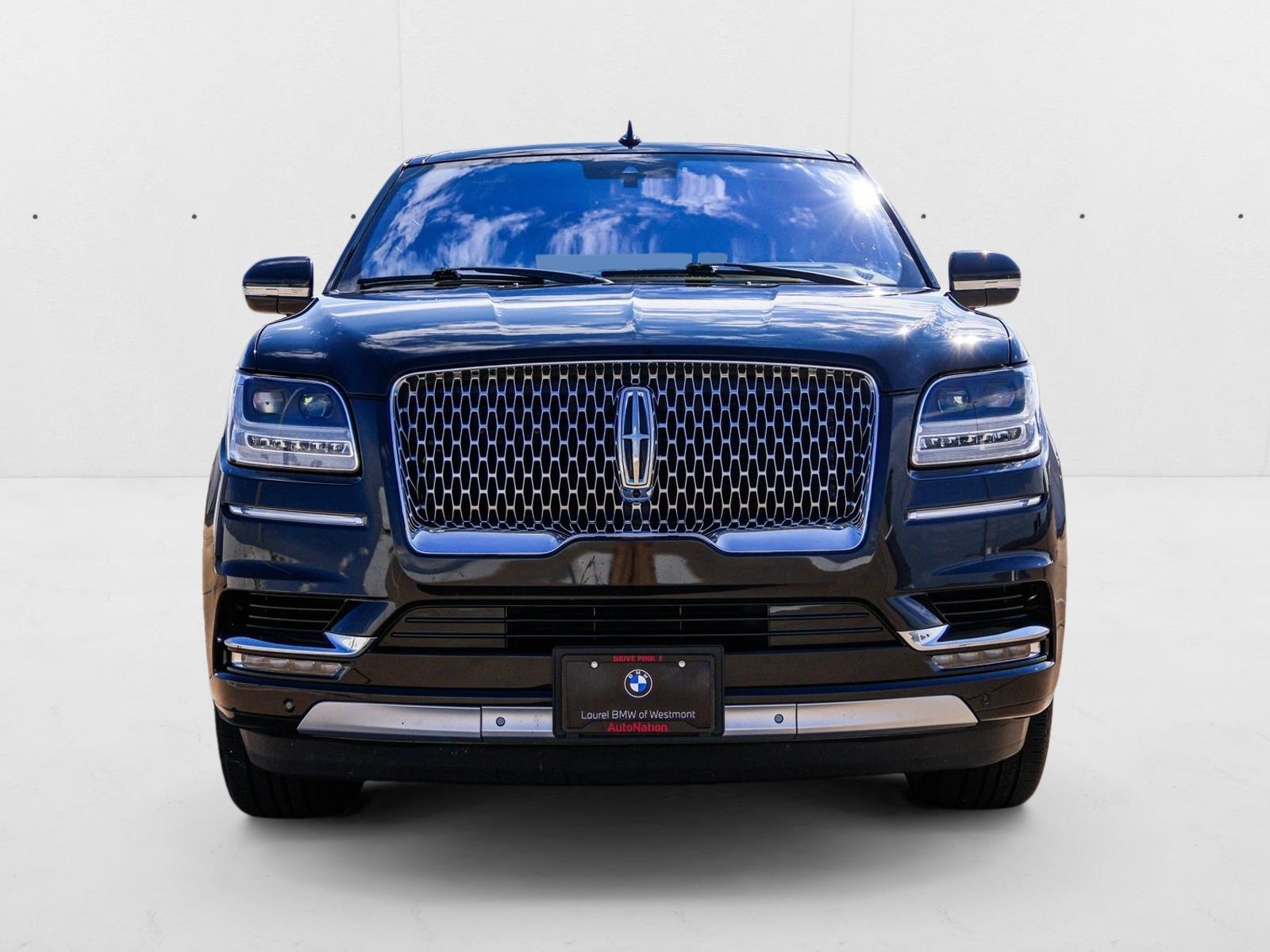 2019 Lincoln Navigator L Reserve photo 2