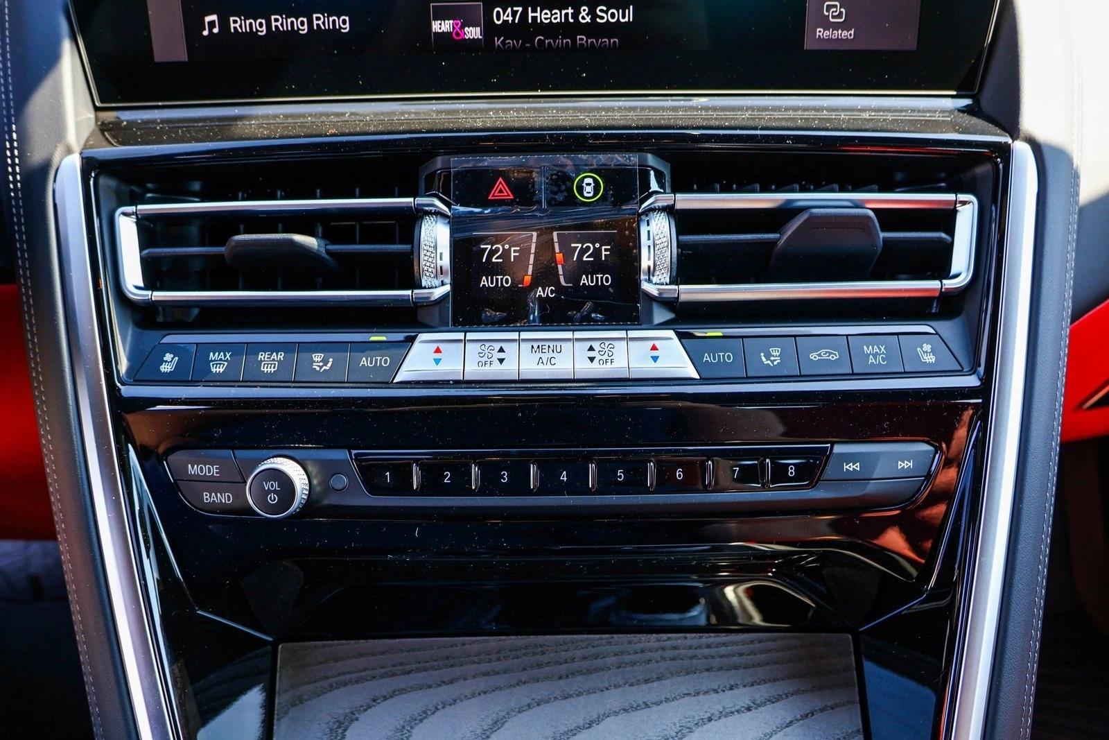 2026 BMW 8 Series 840i - Photo 18