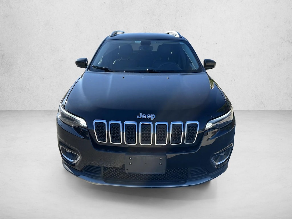 Used 2019 Jeep Cherokee Limited FWD SUV