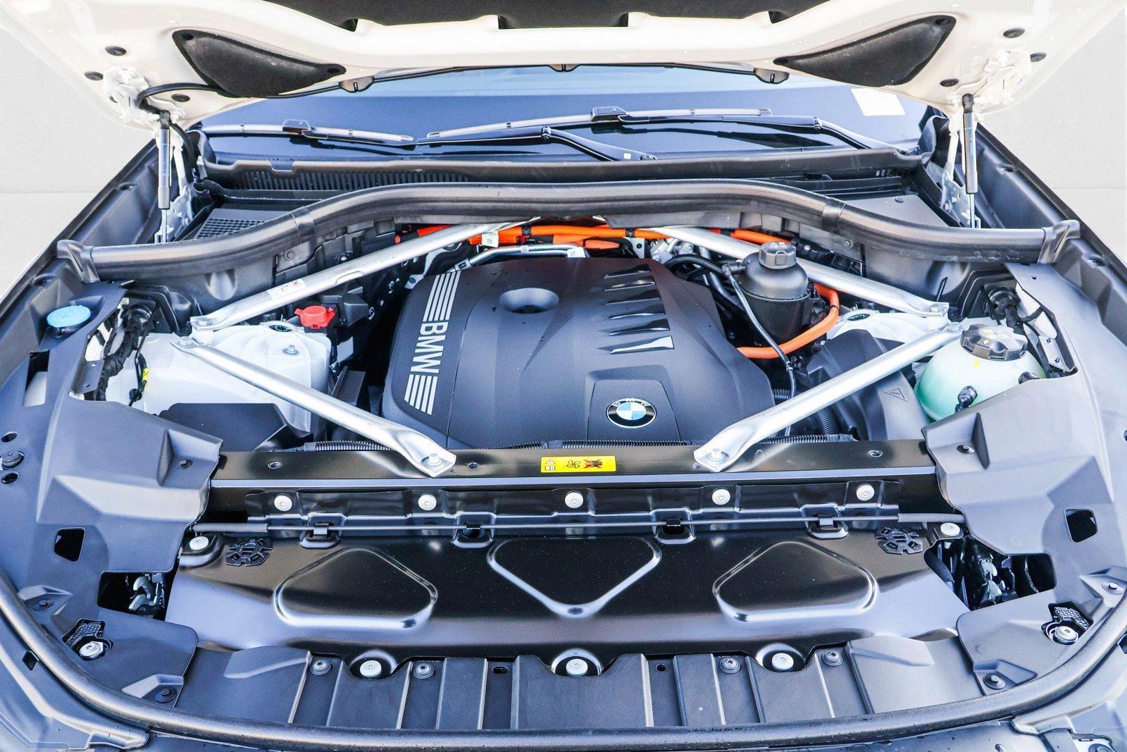 2025 BMW X5 - Image 26