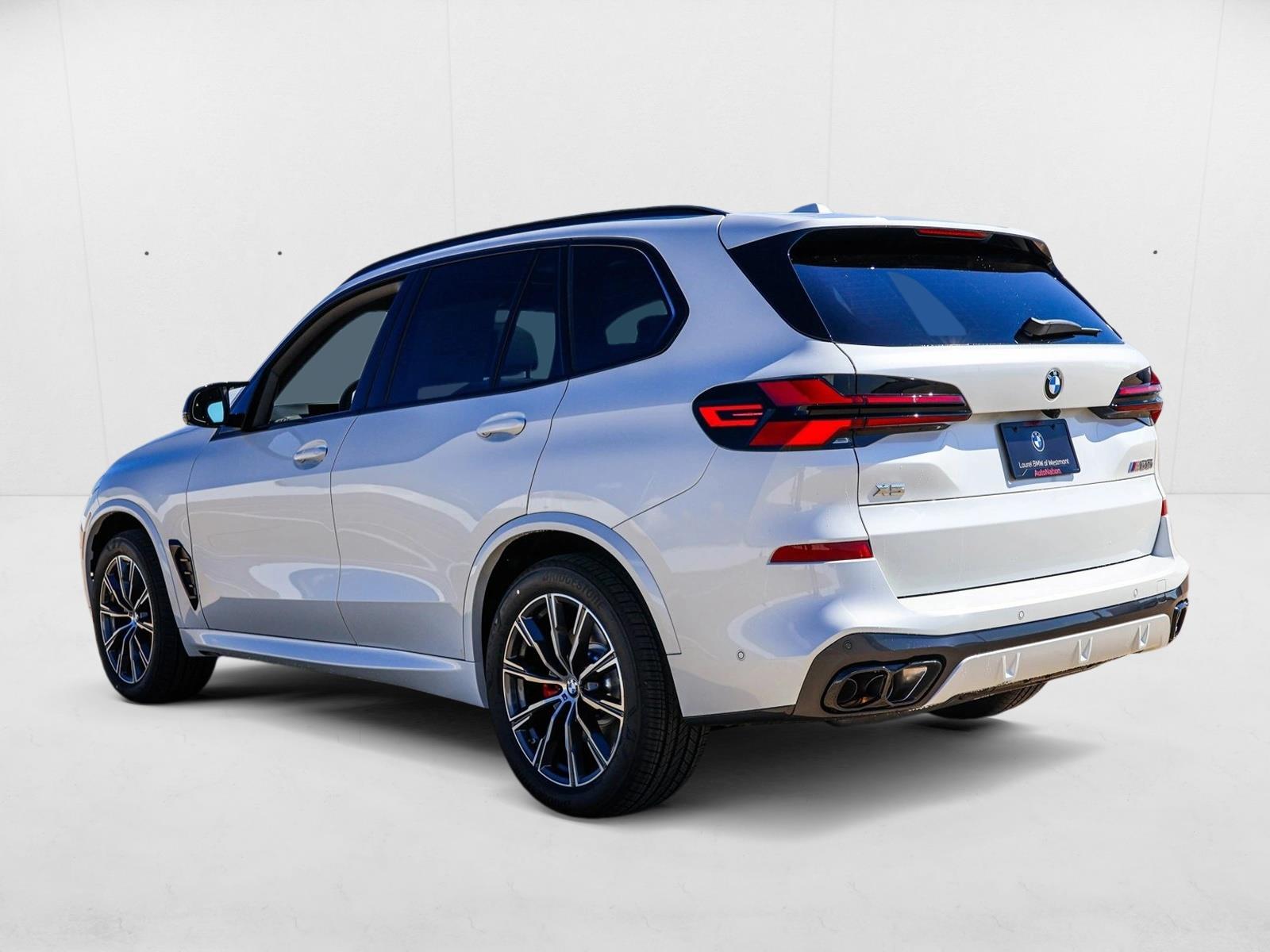 2026 BMW X5 M60i - Photo 7