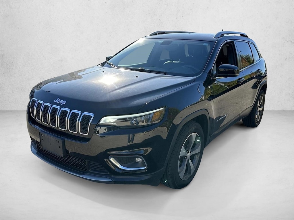 Used 2019 Jeep Cherokee Limited FWD SUV