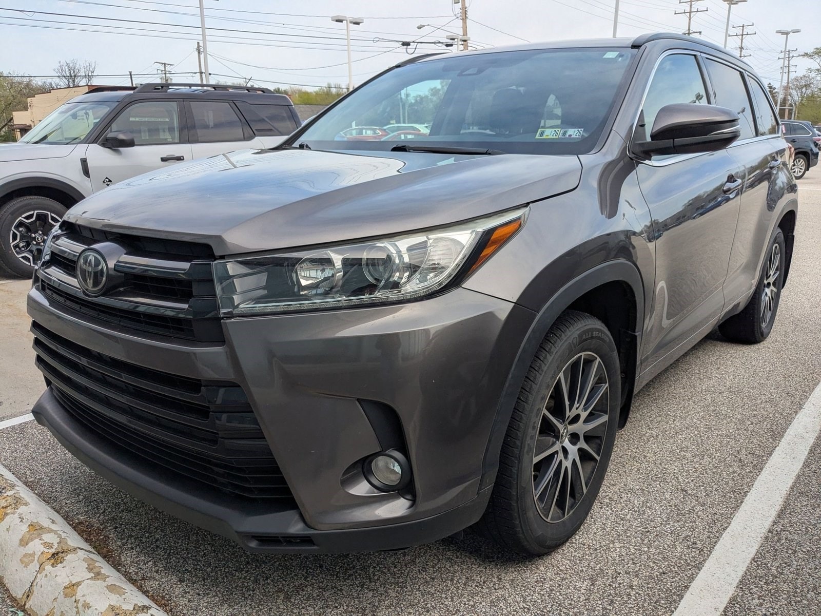 2017 Toyota Highlander SE 4x4 V6's photo