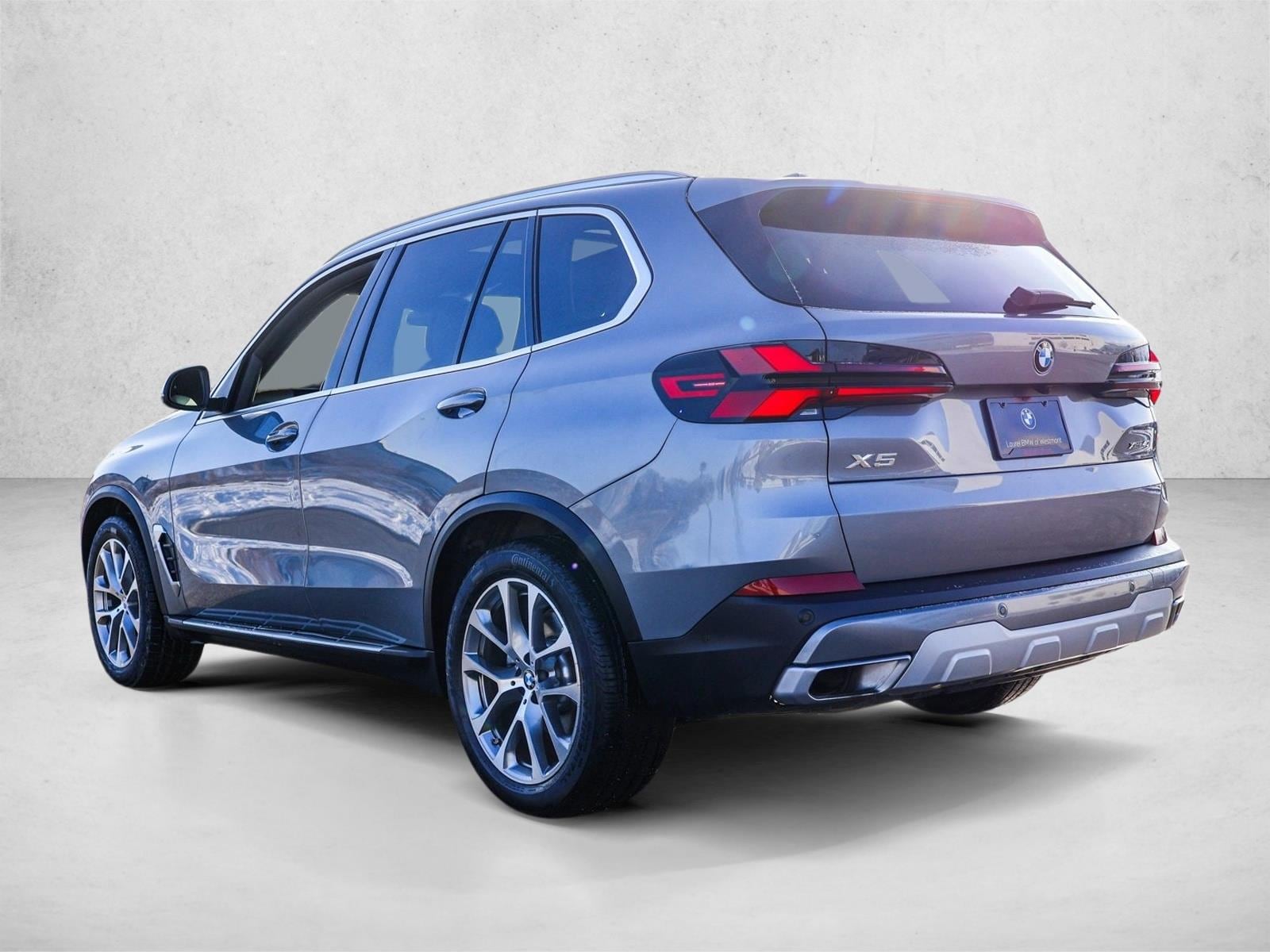 2025 BMW X5 - Image 7