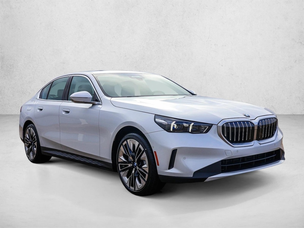 New 2026 BMW 530i xDrive Sedan