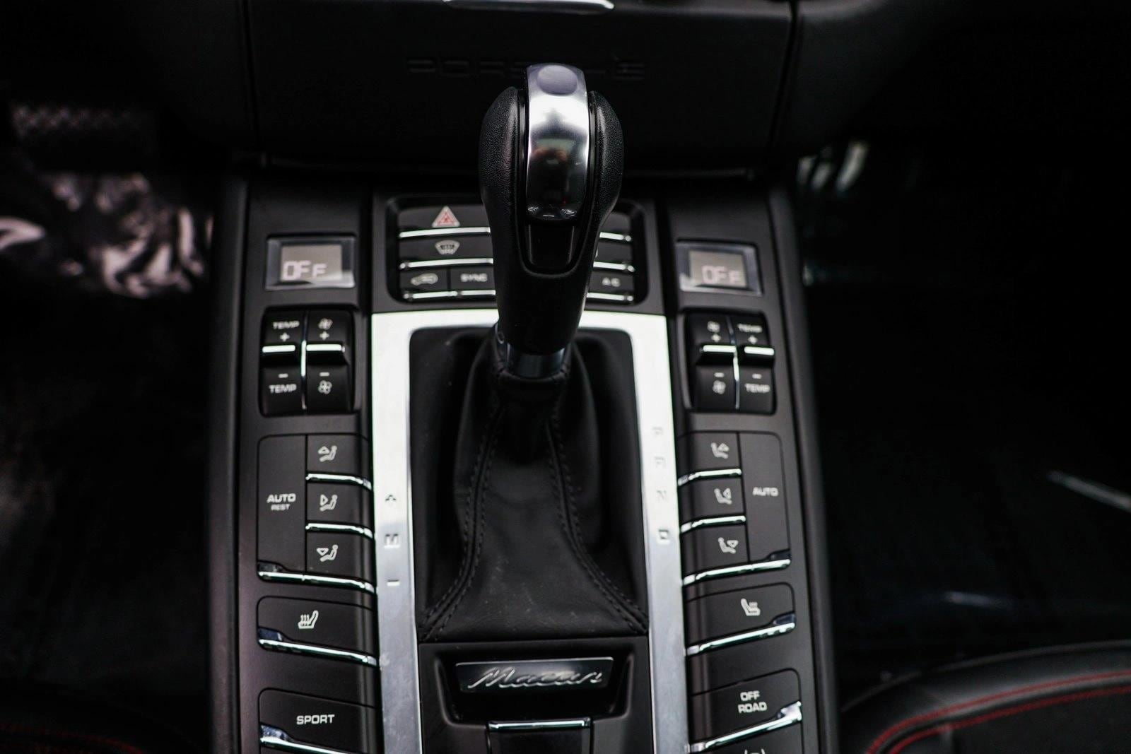 2018 PORSCHE MACAN - Image 21