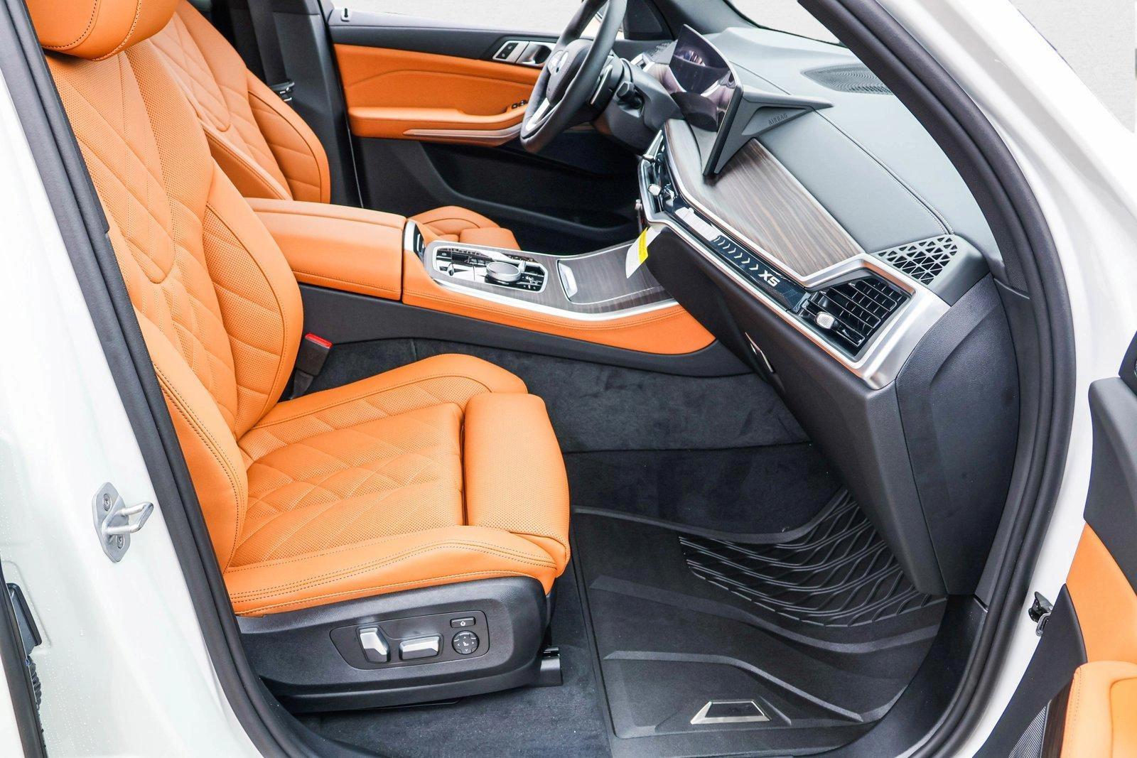 2025 BMW X5 - Image 25