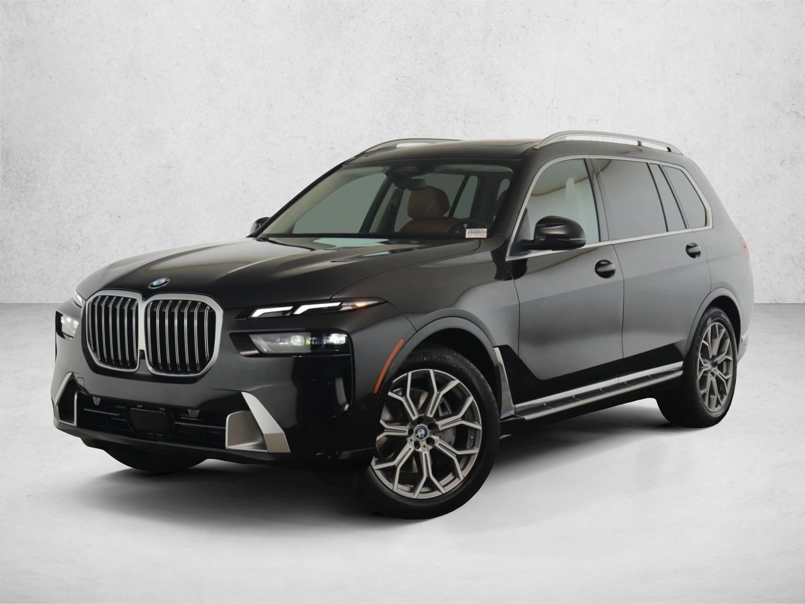 2025 BMW X7 - Image 1