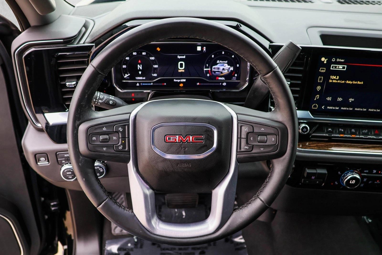 2024 GMC SIERRA - Image 13