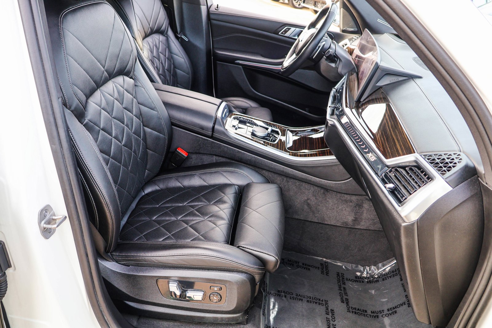 2024 BMW X5 - Image 28