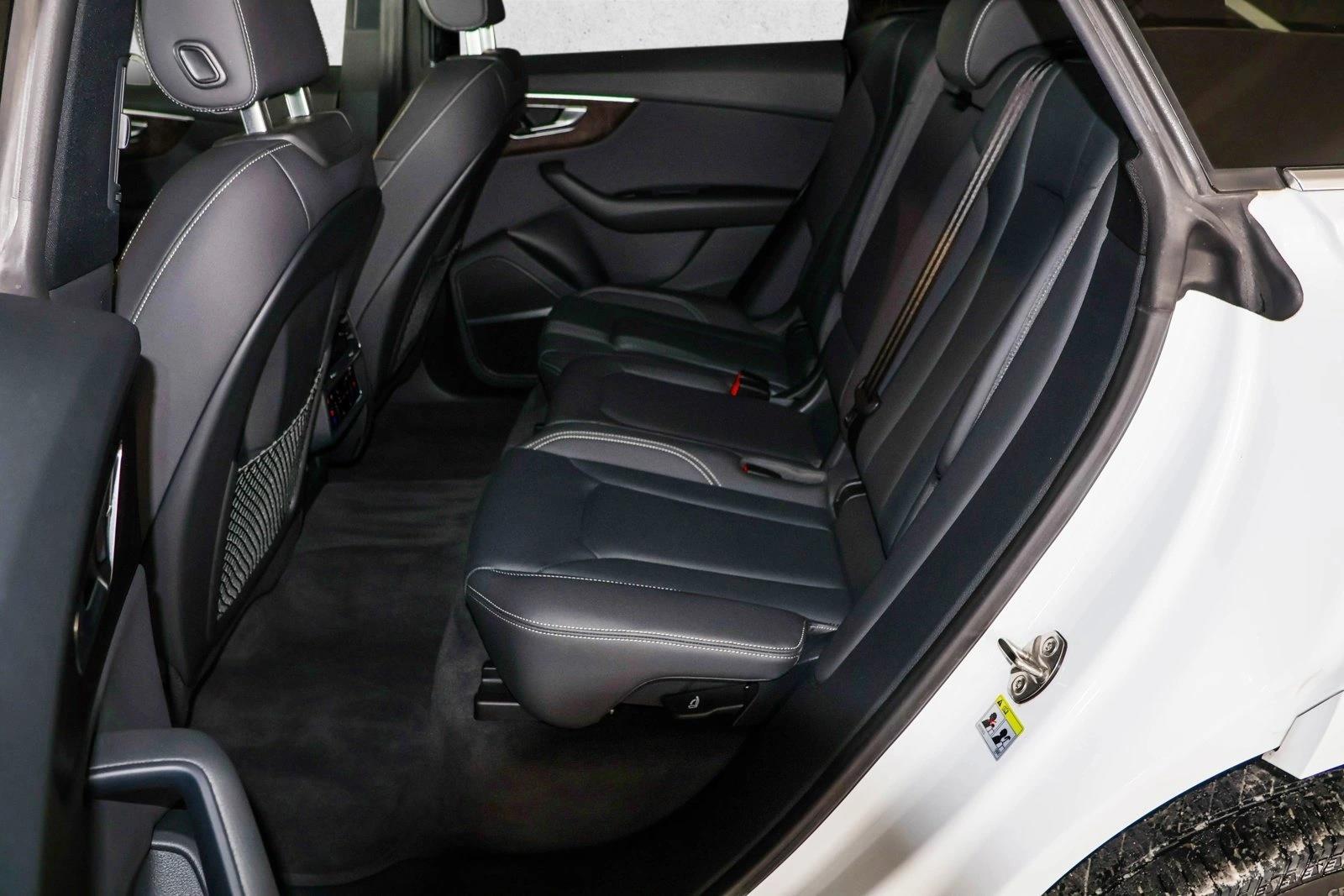 2020 AUDI Q8 - Image 22