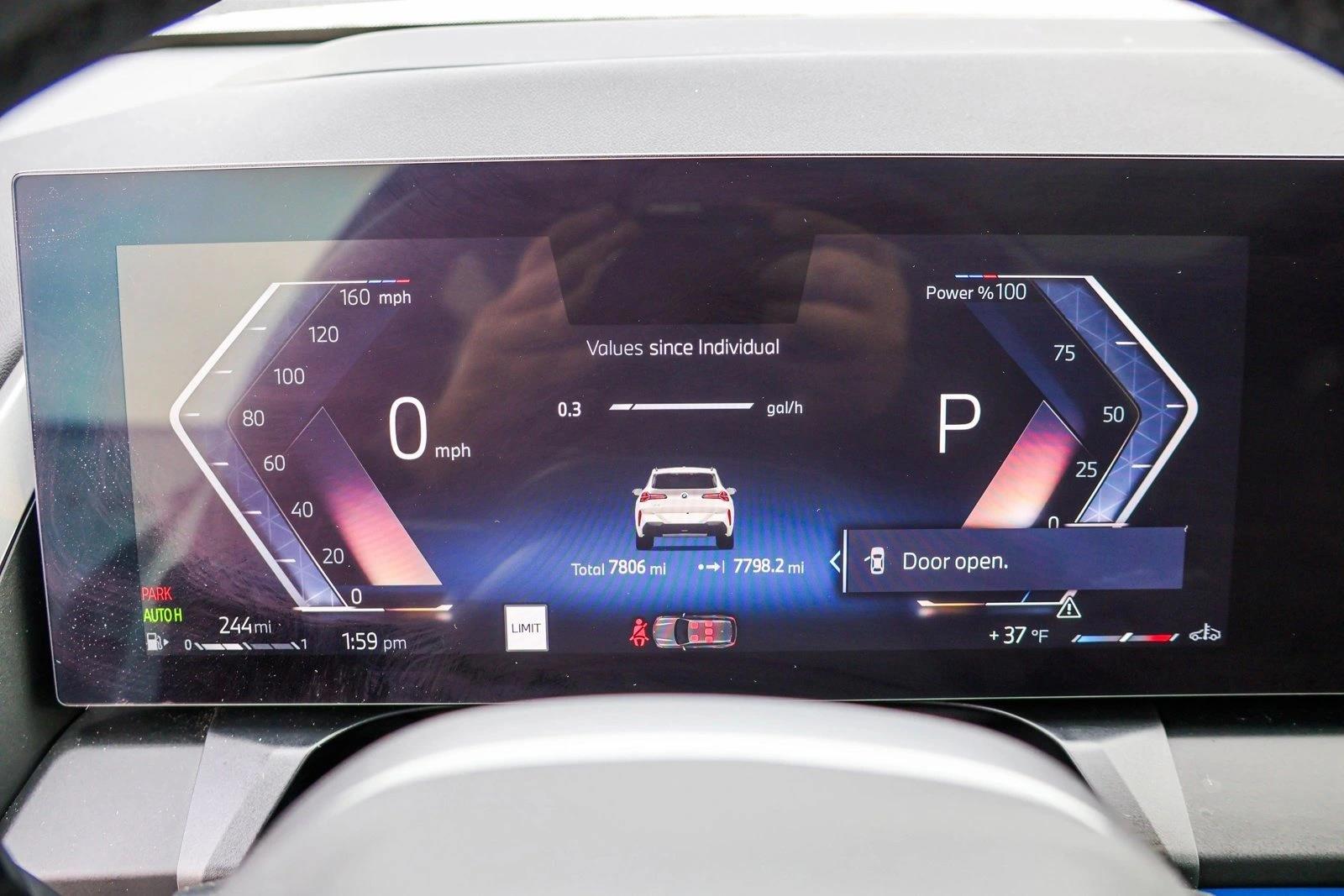 2025 BMW X3 - Image 15