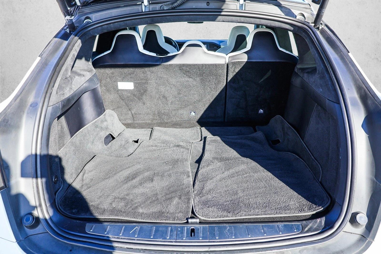 2018 TESLA MODEL X - Image 25