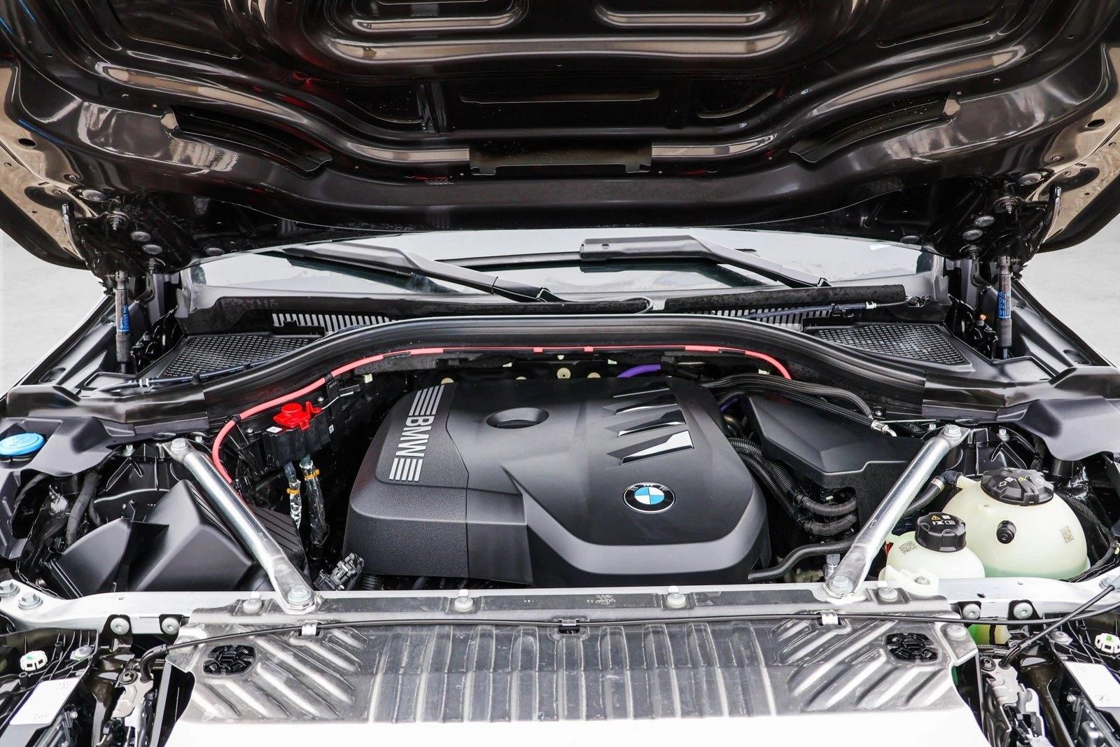 2025 BMW X3 - Image 26