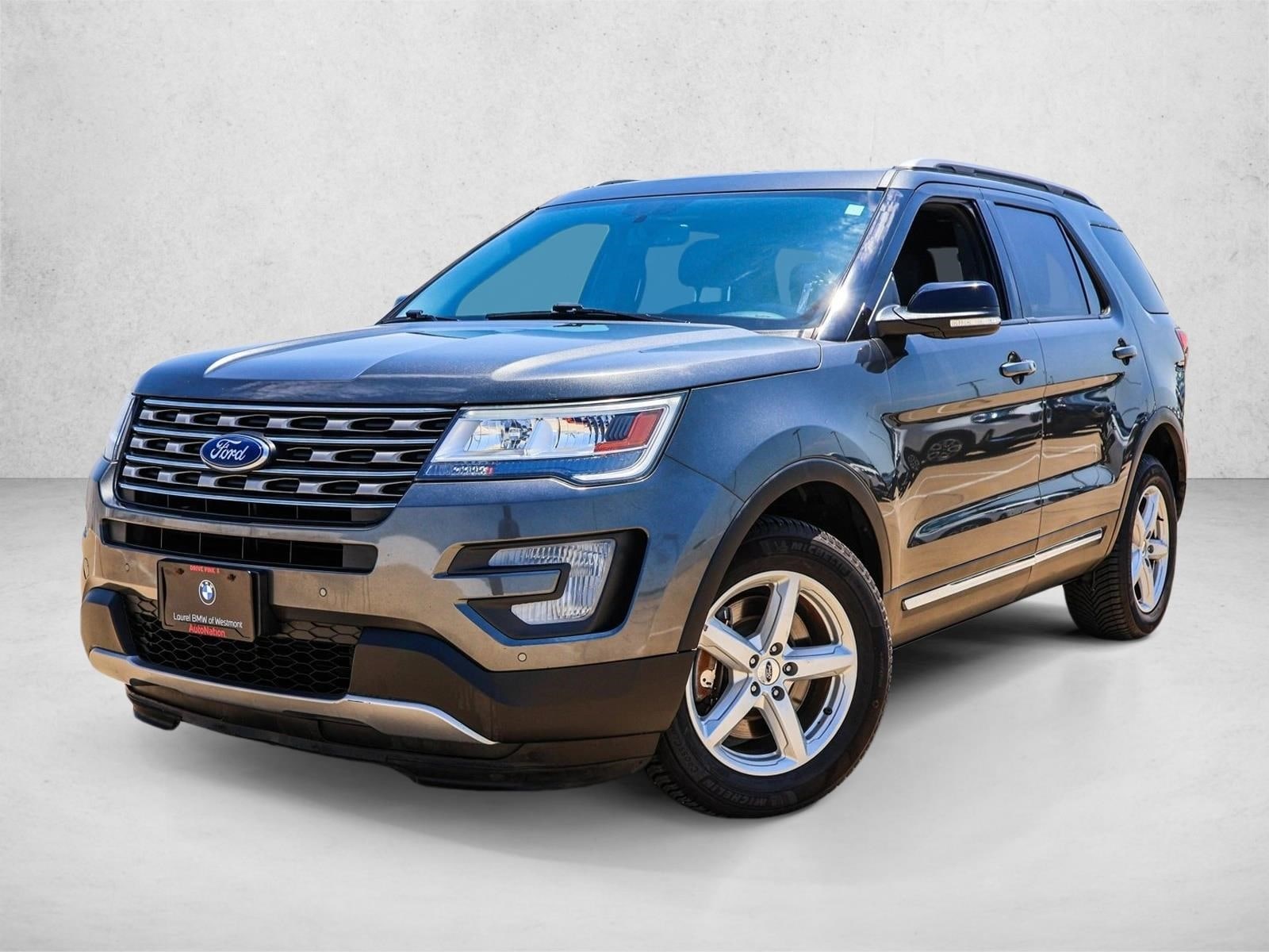 2017 Ford Explorer XLT 4WD's photo