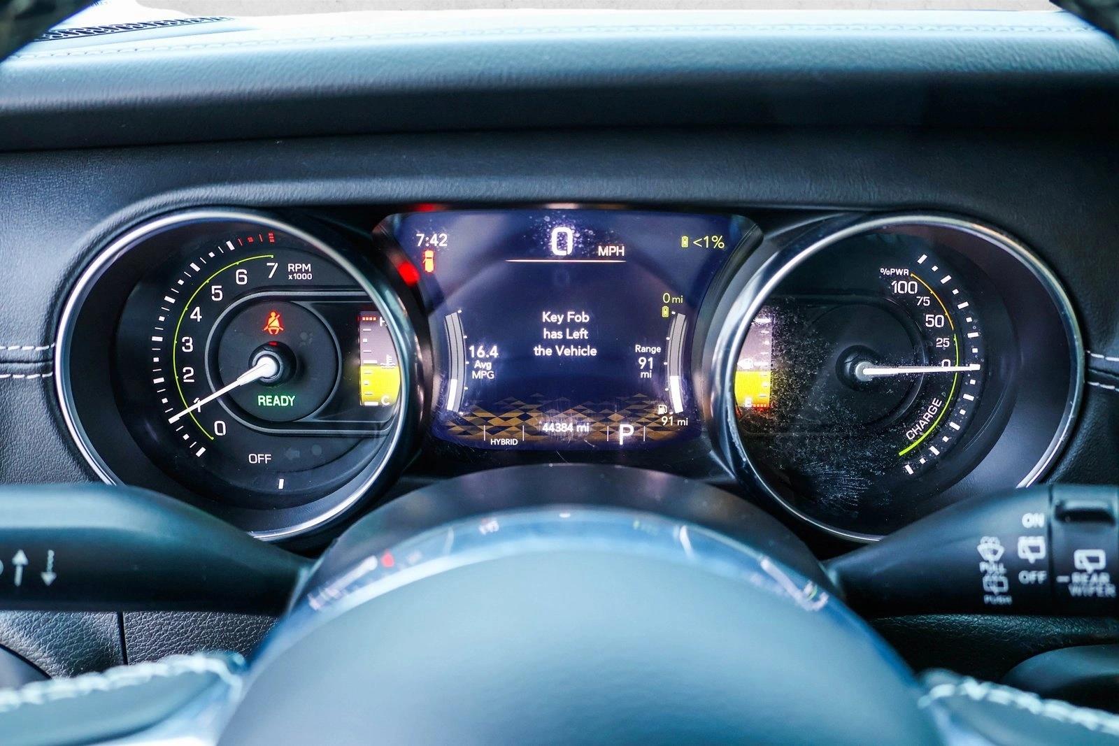 2022 JEEP WRANGLER - Image 14