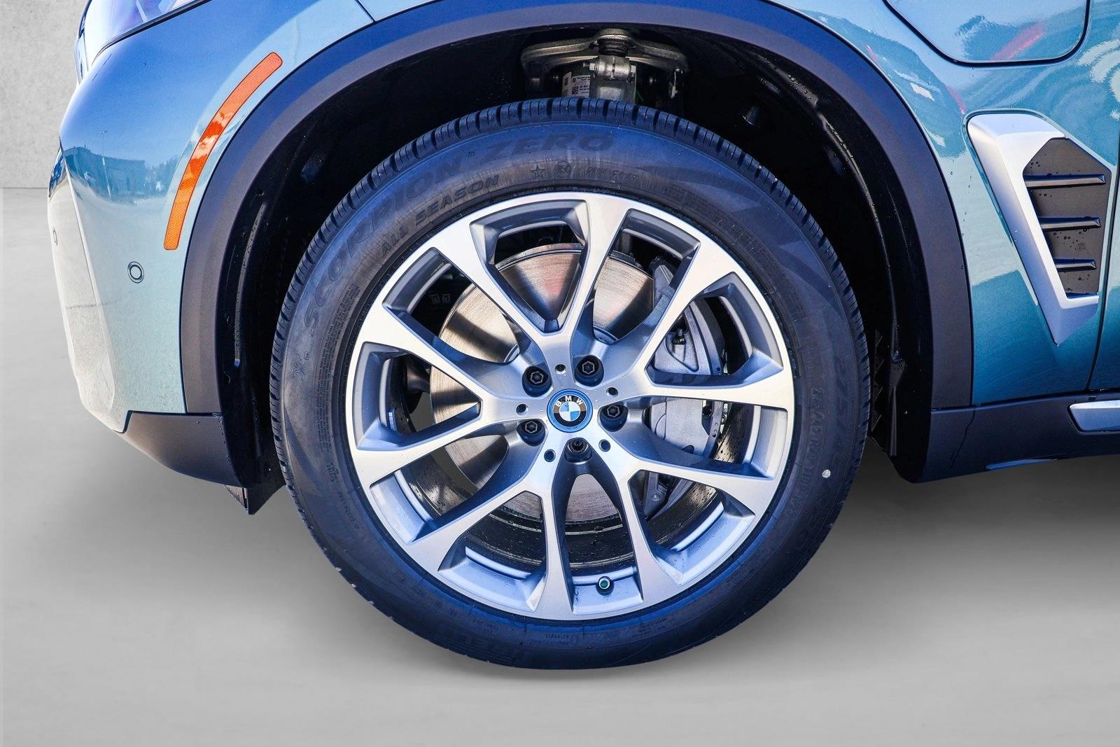 2025 BMW X5 - Image 9