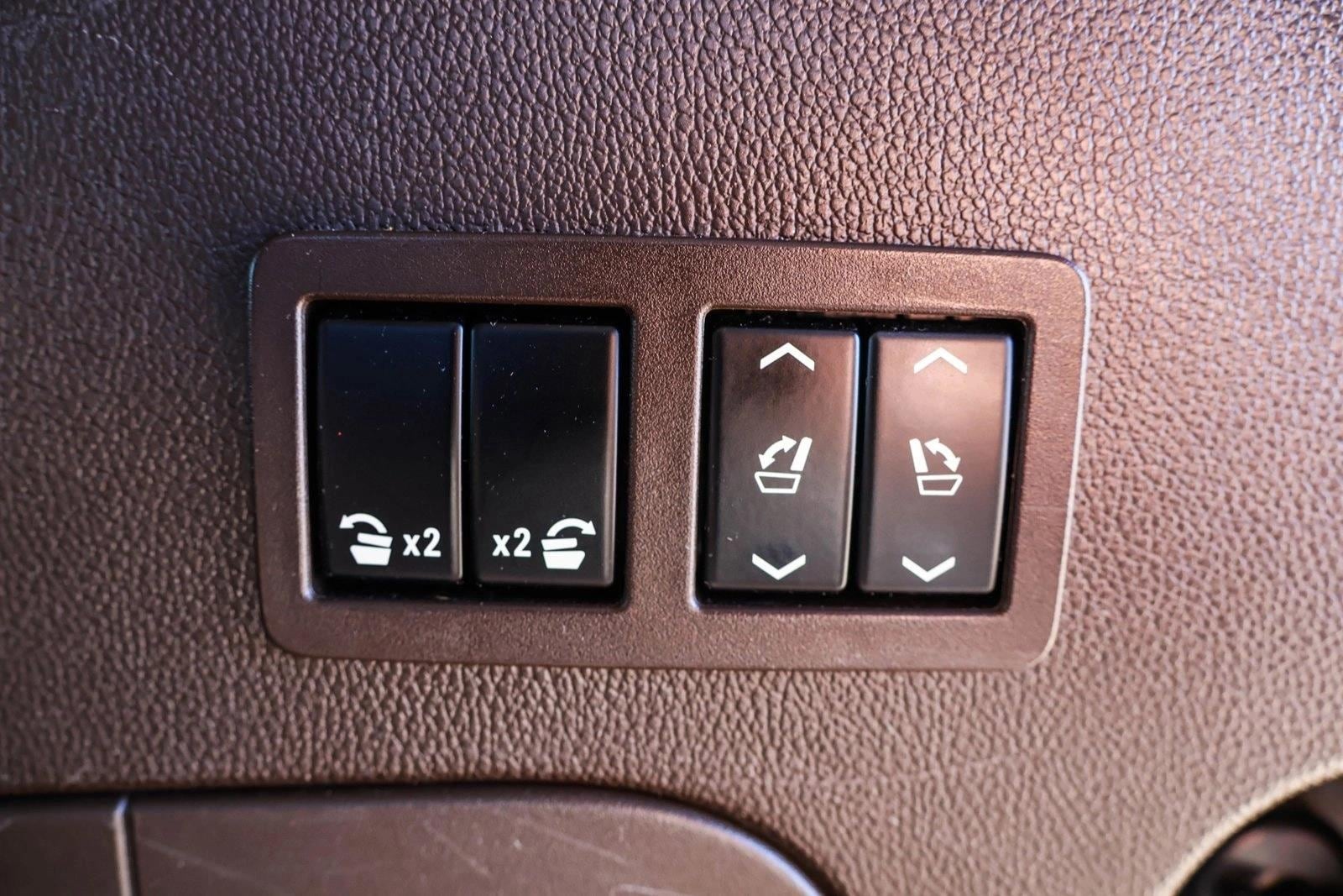 2019 GMC YUKON - Image 27