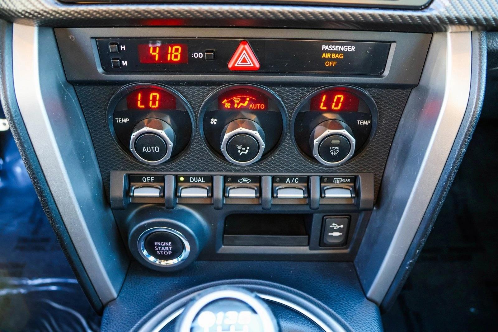 2015 SUBARU BRZ - Image 15