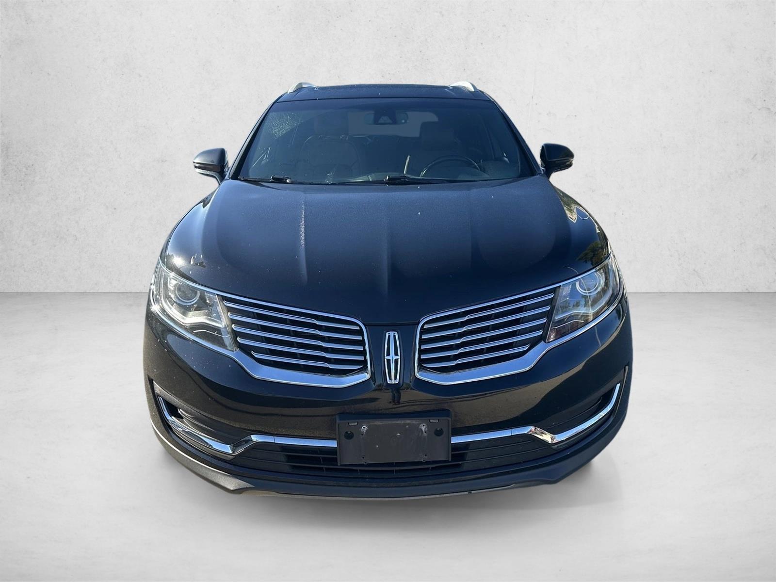 2017 Lincoln MKX Reserve photo 2
