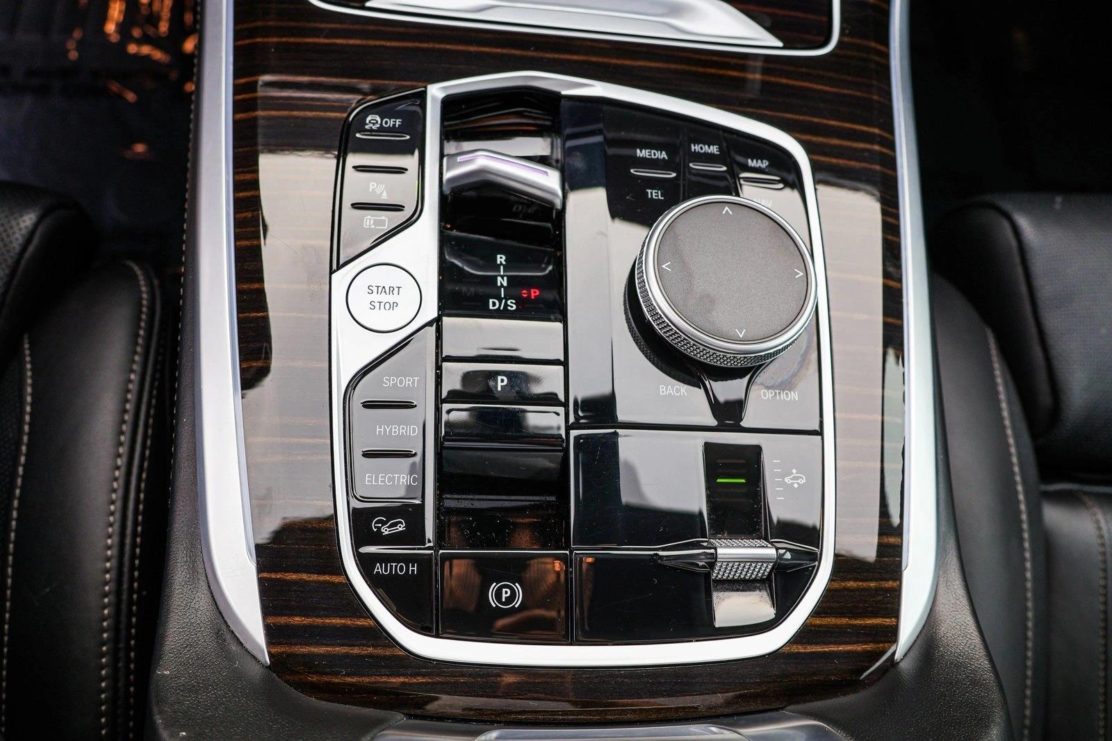 2025 BMW X5 - Image 22