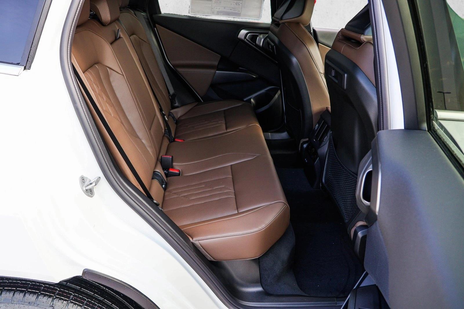 2026 BMW X3 30 - Photo 24