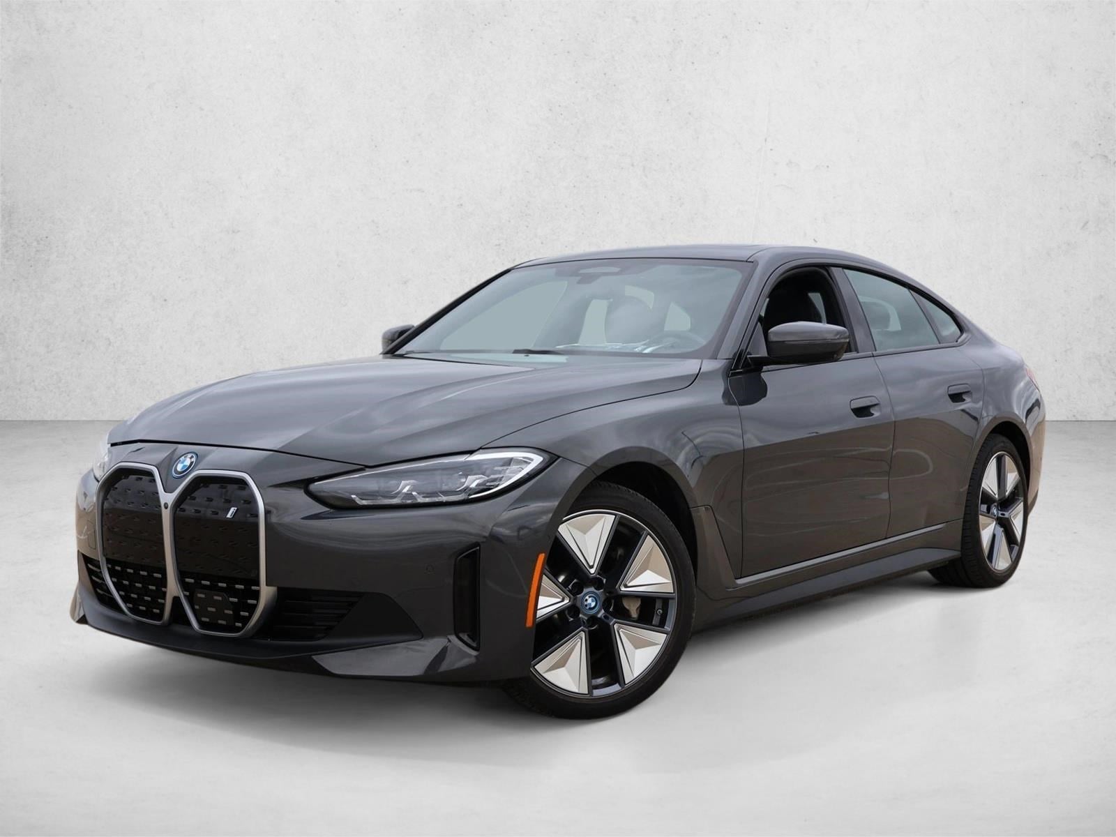 2023 BMW i4 eDrive35's photo